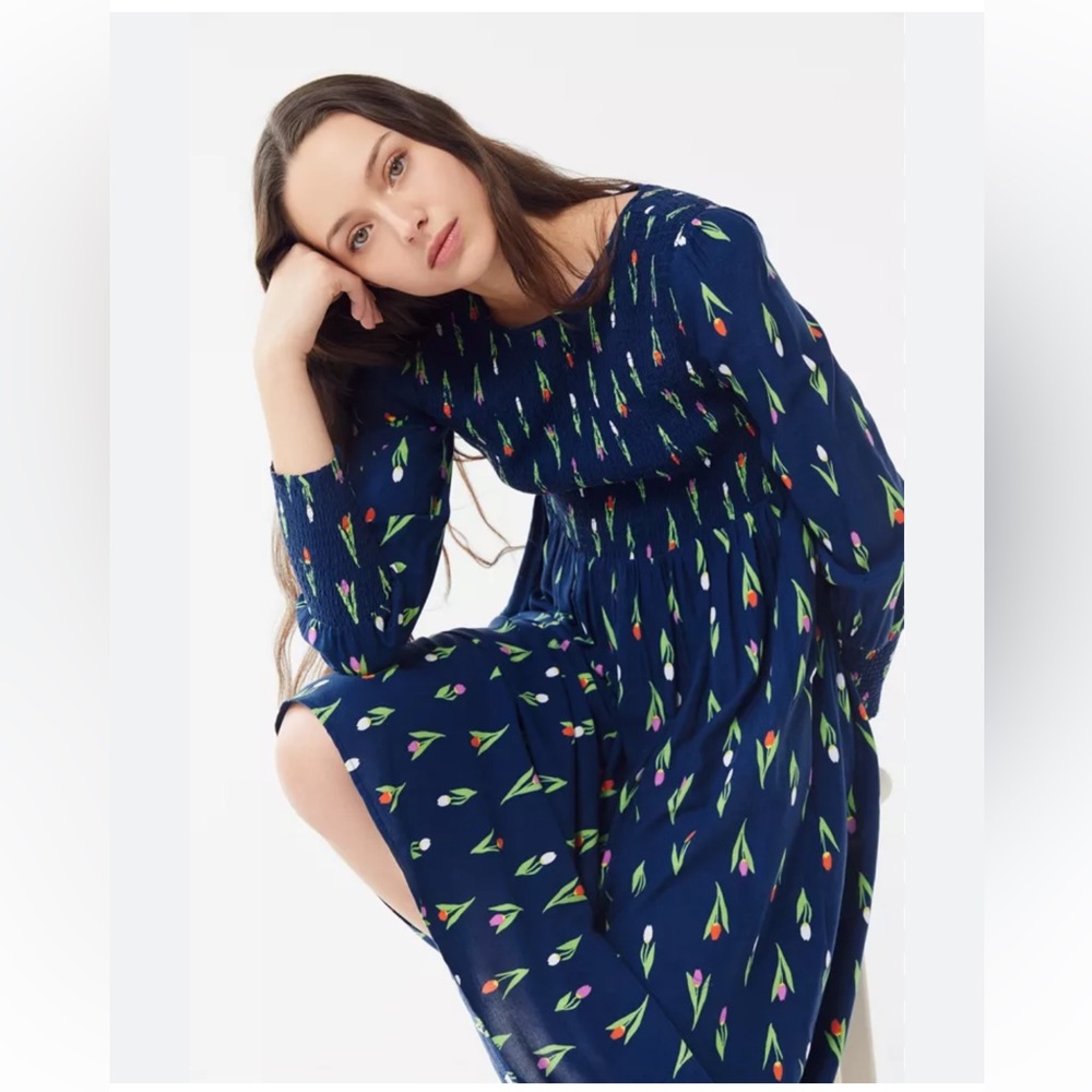 Urban Outfitters Dresses Uo Kate Floral Smocked Midi Dress Size Small